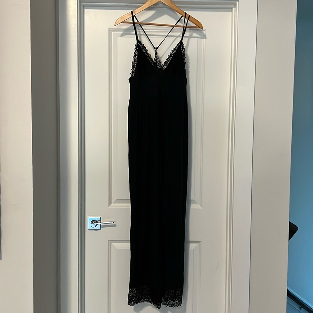 VICTORIA’S SECRET Black jumpsuit